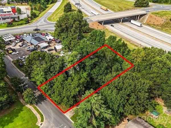 734 Dewolfe Street, Charlotte, NC 28208