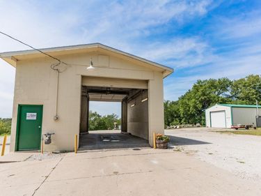 300 & 302 MAIN Street, SIDNEY, IA 51652