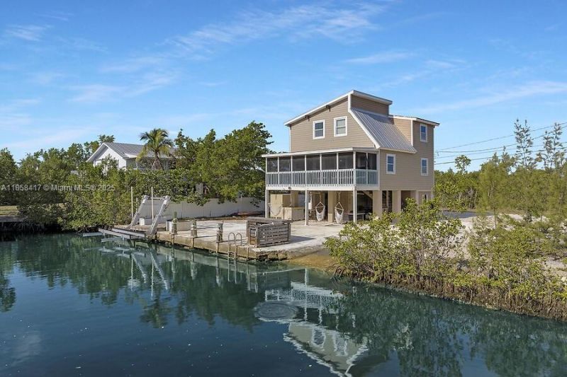 813 Hawksbill Ln, Sugarloaf, FL 33042 Photo