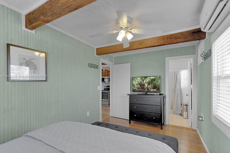 813 Hawksbill Ln, Sugarloaf, FL 33042 Photo