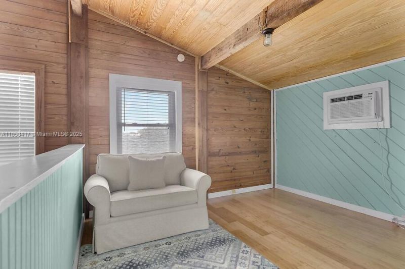 813 Hawksbill Ln, Sugarloaf, FL 33042 Photo