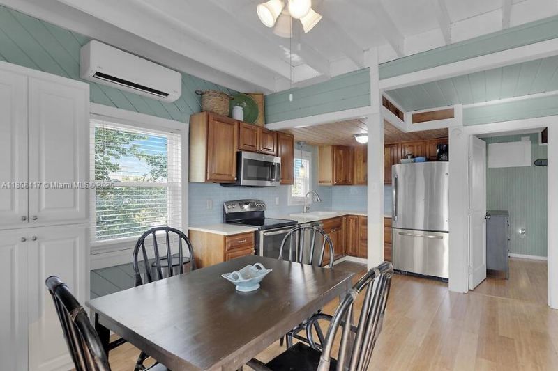 813 Hawksbill Ln, Sugarloaf, FL 33042 Photo