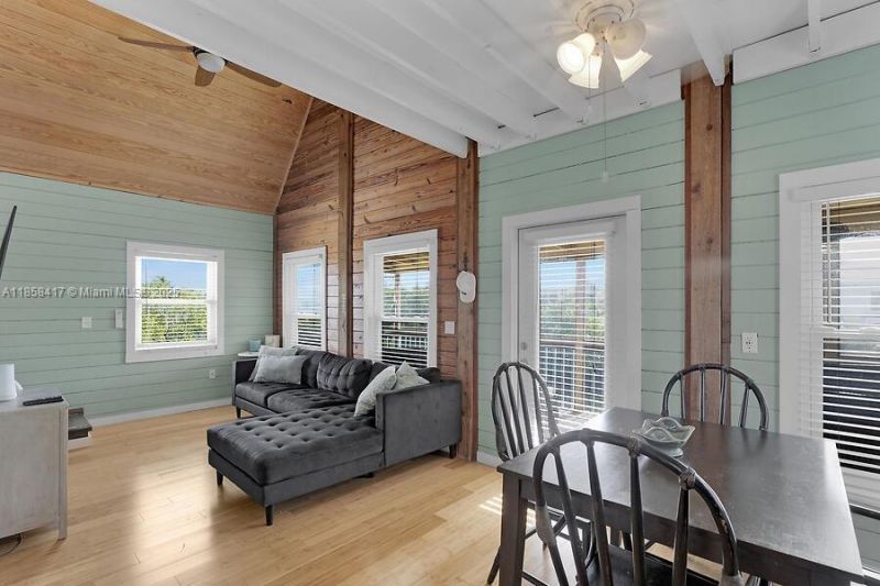 813 Hawksbill Ln, Sugarloaf, FL 33042 Photo