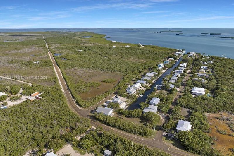 813 Hawksbill Ln, Sugarloaf, FL 33042 Photo