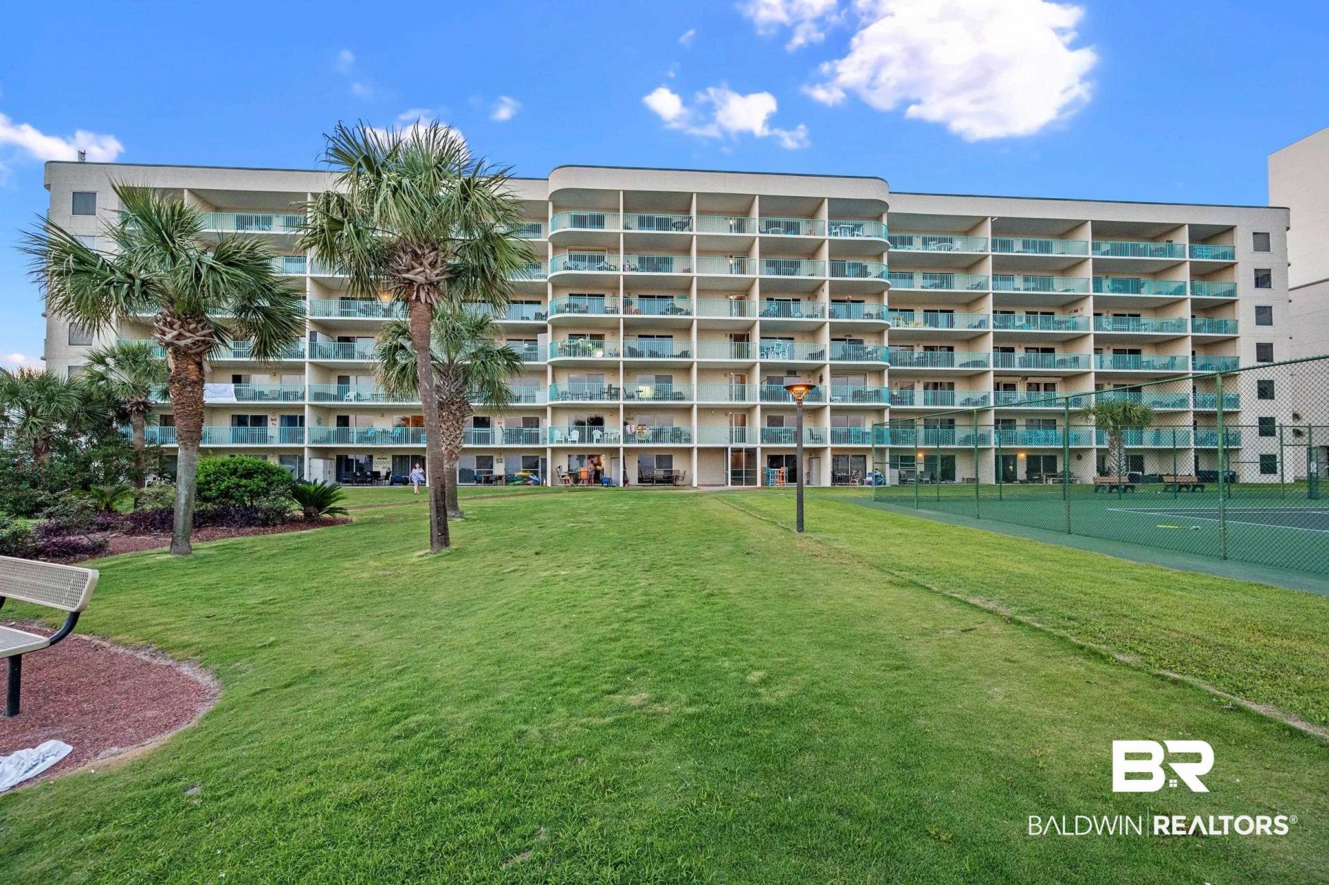 645 Plantation Road, Unit 6110, Gulf Shores, AL 36542 Main Photo