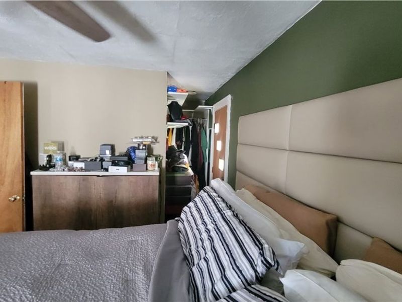 14018 Parkdale Avenue, Cleveland, OH 44111 Photo 18