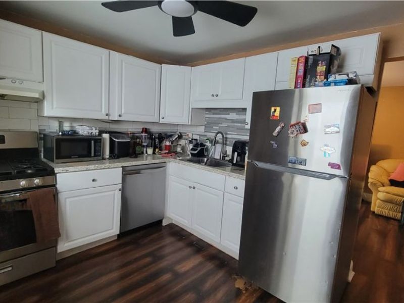 14018 Parkdale Avenue, Cleveland, OH 44111 Photo 7