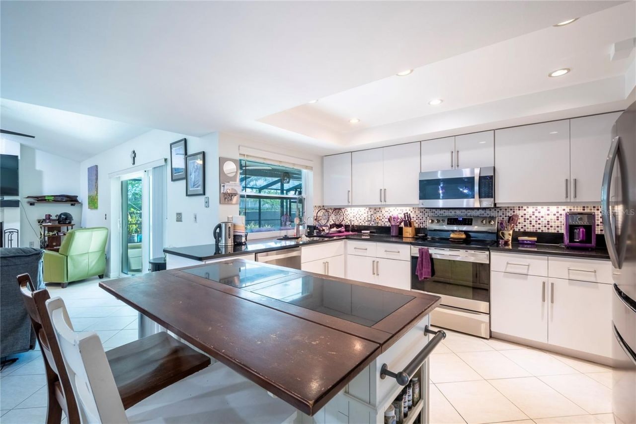 14009 Middleton Way, Tampa, FL 33624 Photo