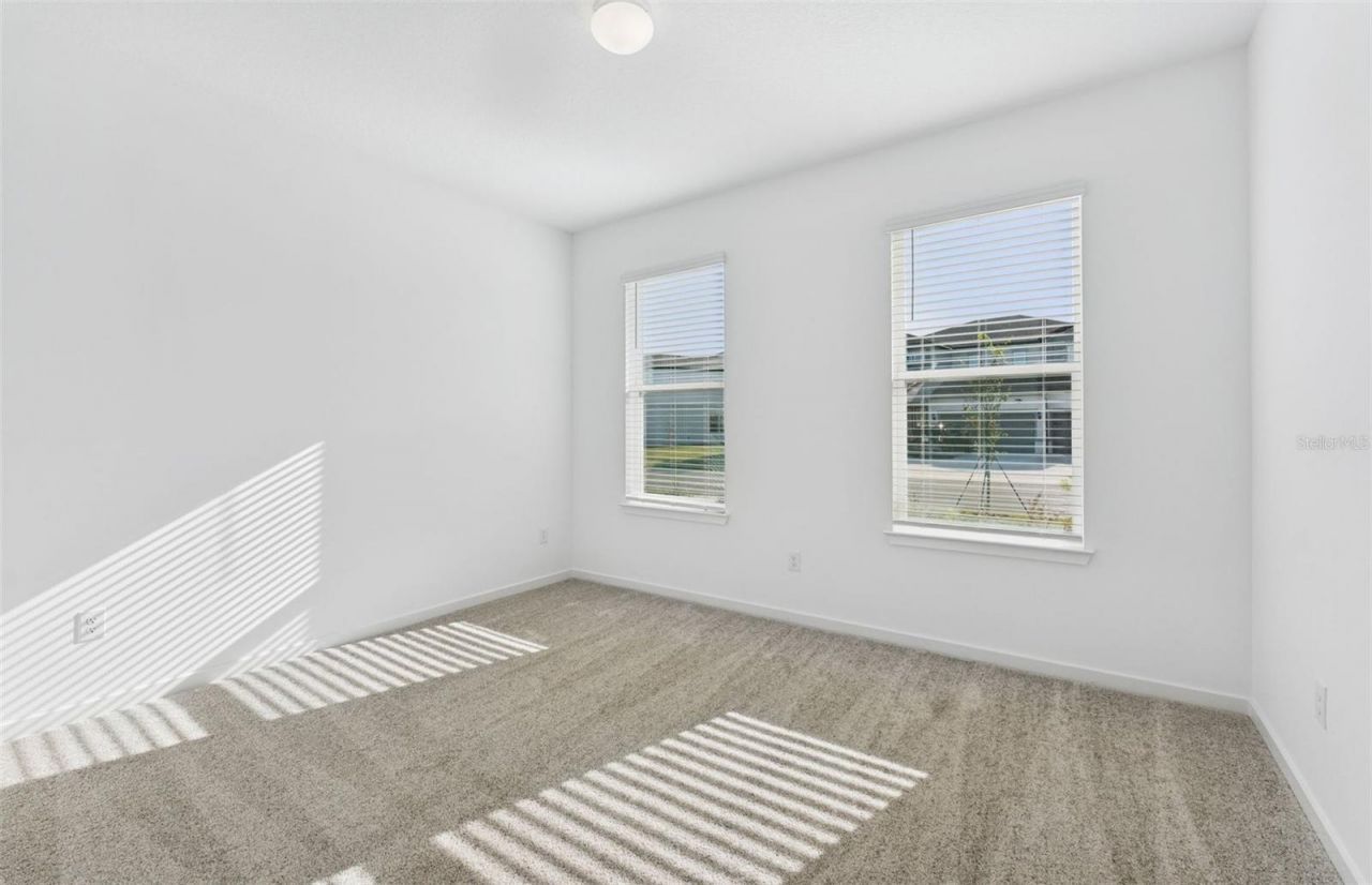 37315 Gunnison Drive, Zephyrhills, FL 33540 Photo