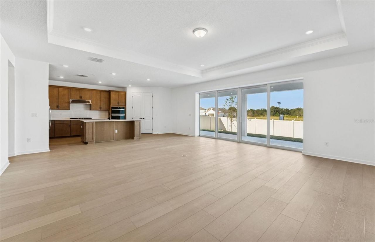 37315 Gunnison Drive, Zephyrhills, FL 33540 Photo