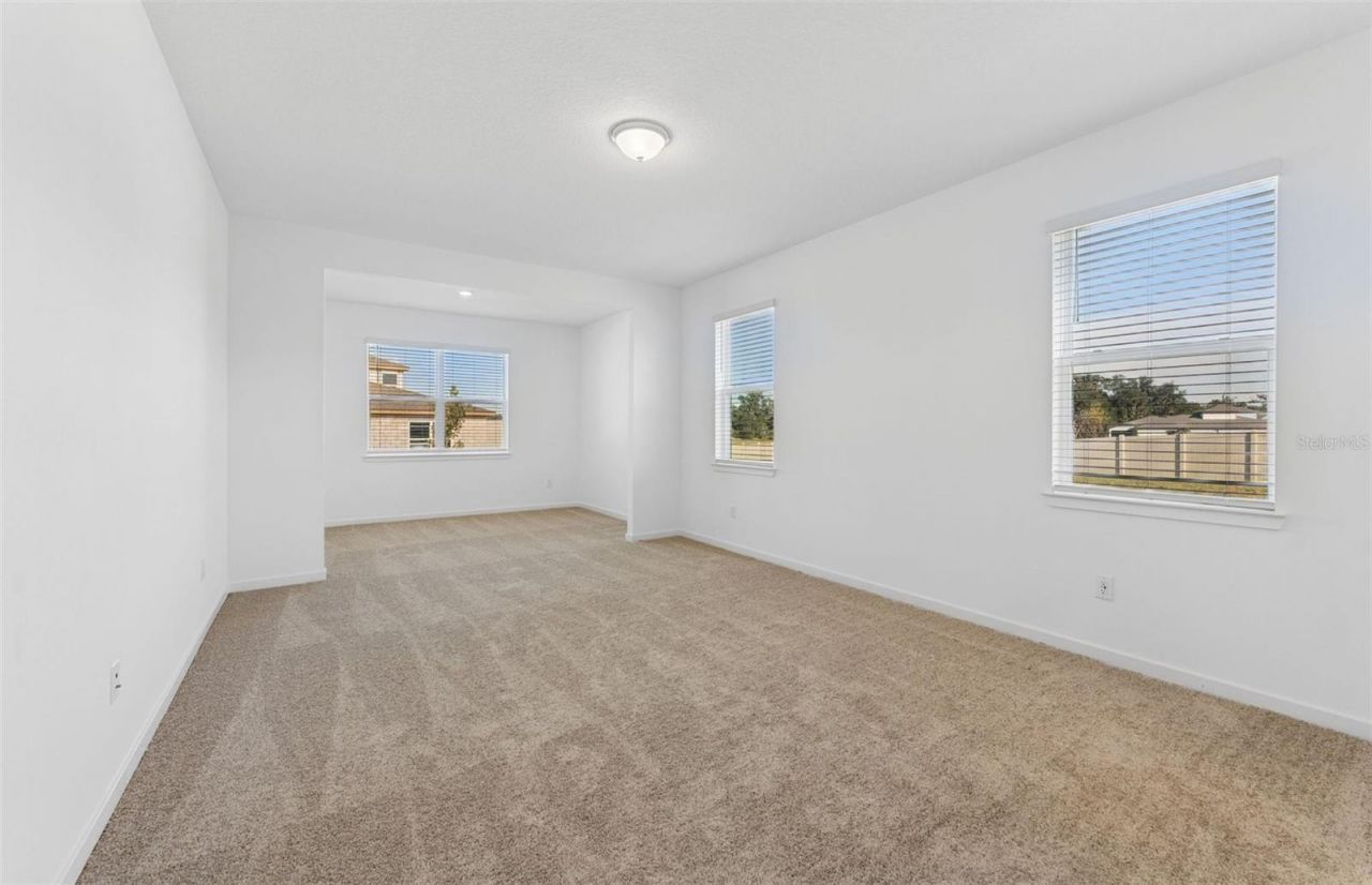 37315 Gunnison Drive, Zephyrhills, FL 33540 Photo