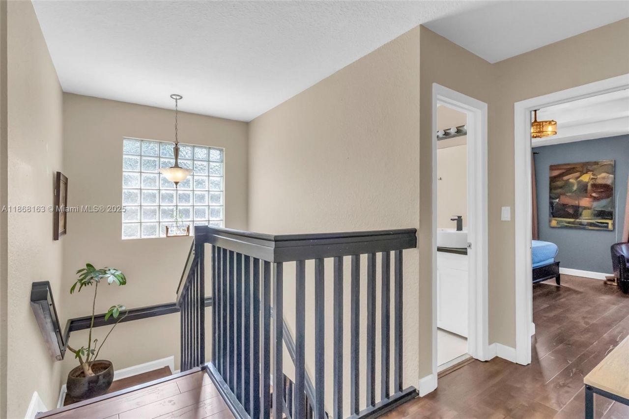 12160 SW 135th Ter, Miami, FL 33186 Photo