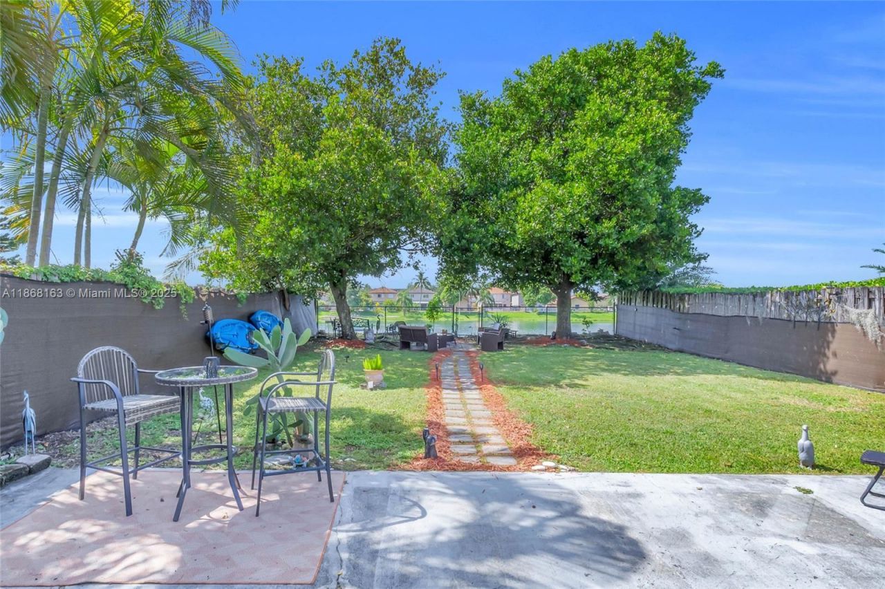 12160 SW 135th Ter, Miami, FL 33186 Photo