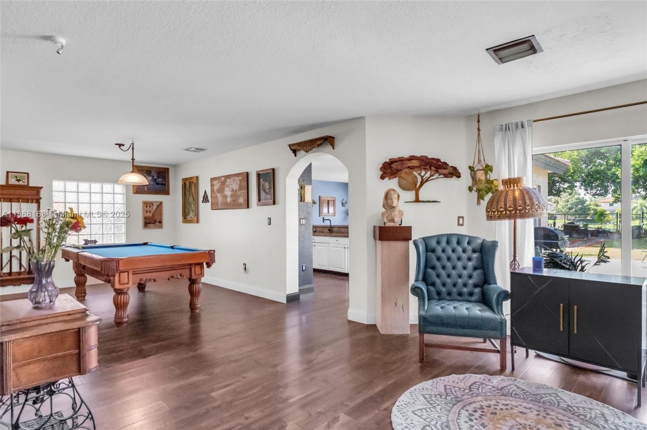 12160 SW 135th Ter, Miami, FL 33186 Photo