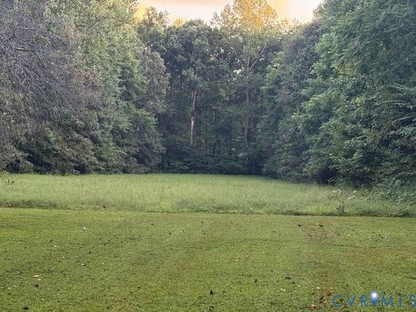 20 75C New Kent Highway, Quinton, VA 23141