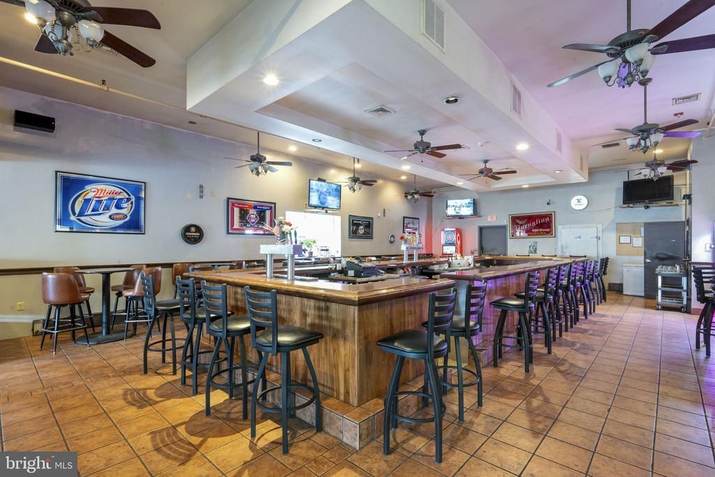 5 Spring Valley Road, Reading, PA 19605 Main Photo