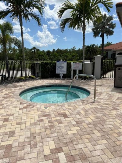 7625 Arbor Lakes Ct, Unit 332, Naples, FL 34112 Photo