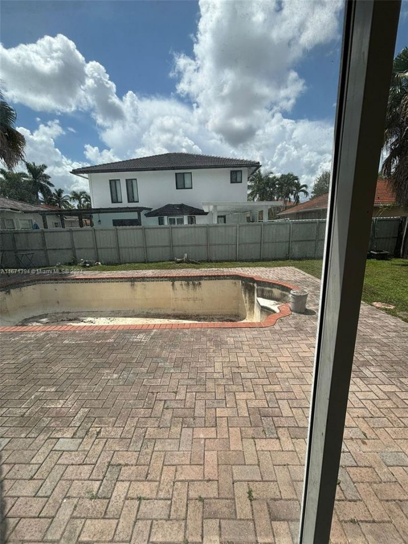 15802 SW 99th St, Miami, FL 33196 Photo