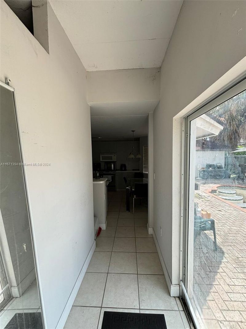 15802 SW 99th St, Miami, FL 33196 Photo