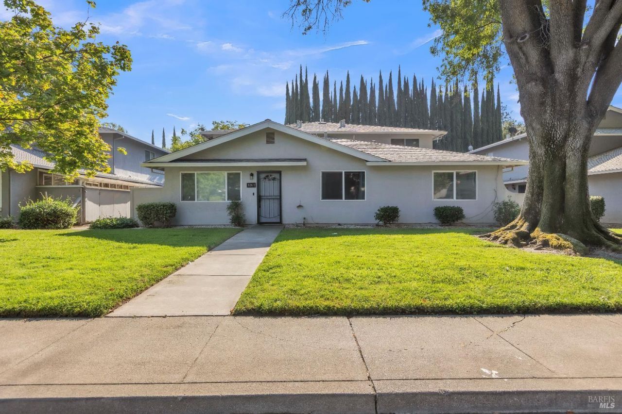 128 Del Rio Court, Vacaville, CA 95687 Main Photo