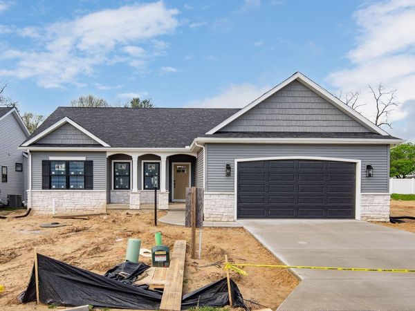 18597 Bracken Fern Court, South Bend, IN 46637