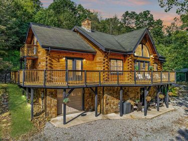 74 Ken Snyder Road, Tunnelton, WV 26444