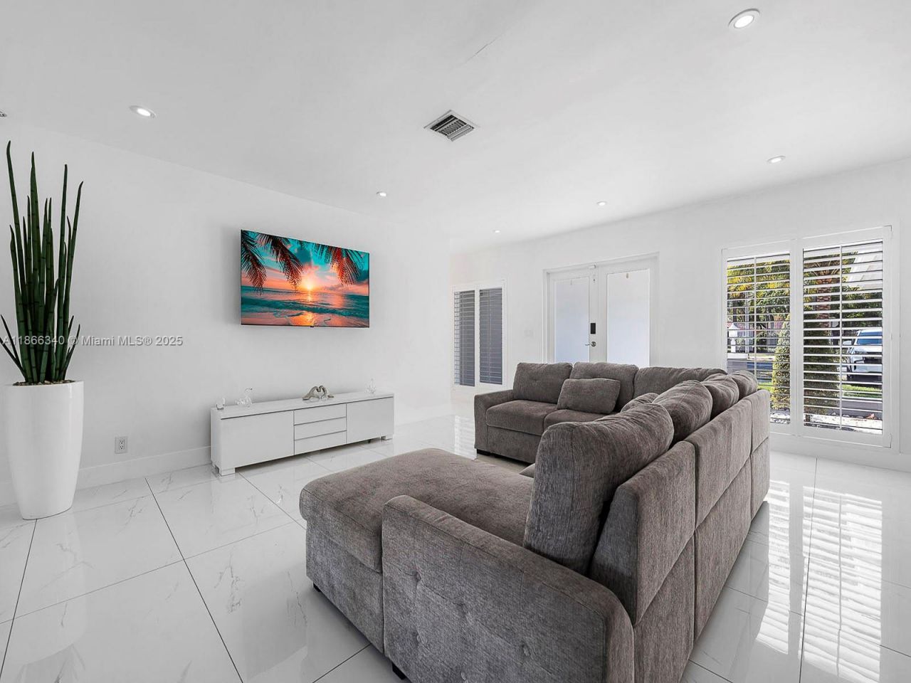 6951 S Miami Lakeway S, Unit 6951, Miami Lakes, FL 33014 Photo