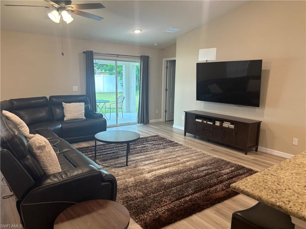 1005 SW 36th St, Cape Coral, FL 33914 Photo