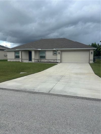 1005 SW 36th St, Cape Coral, FL 33914 Photo