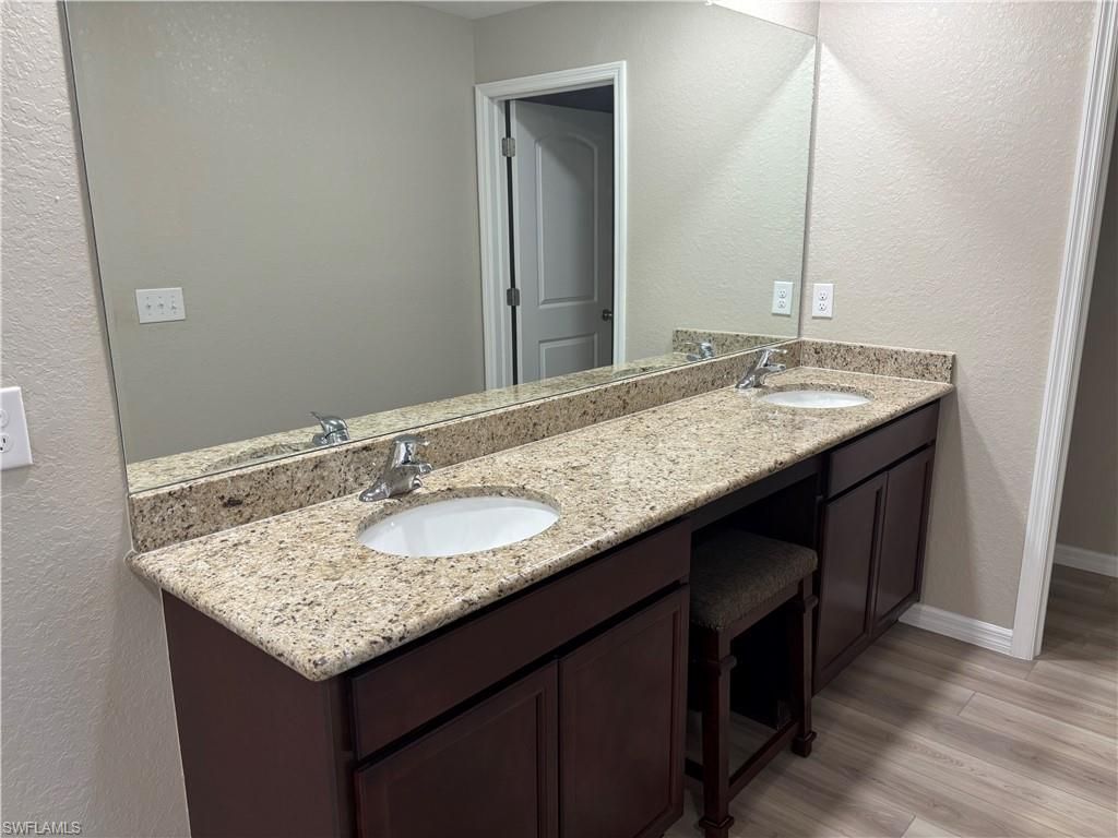 1005 SW 36th St, Cape Coral, FL 33914 Photo