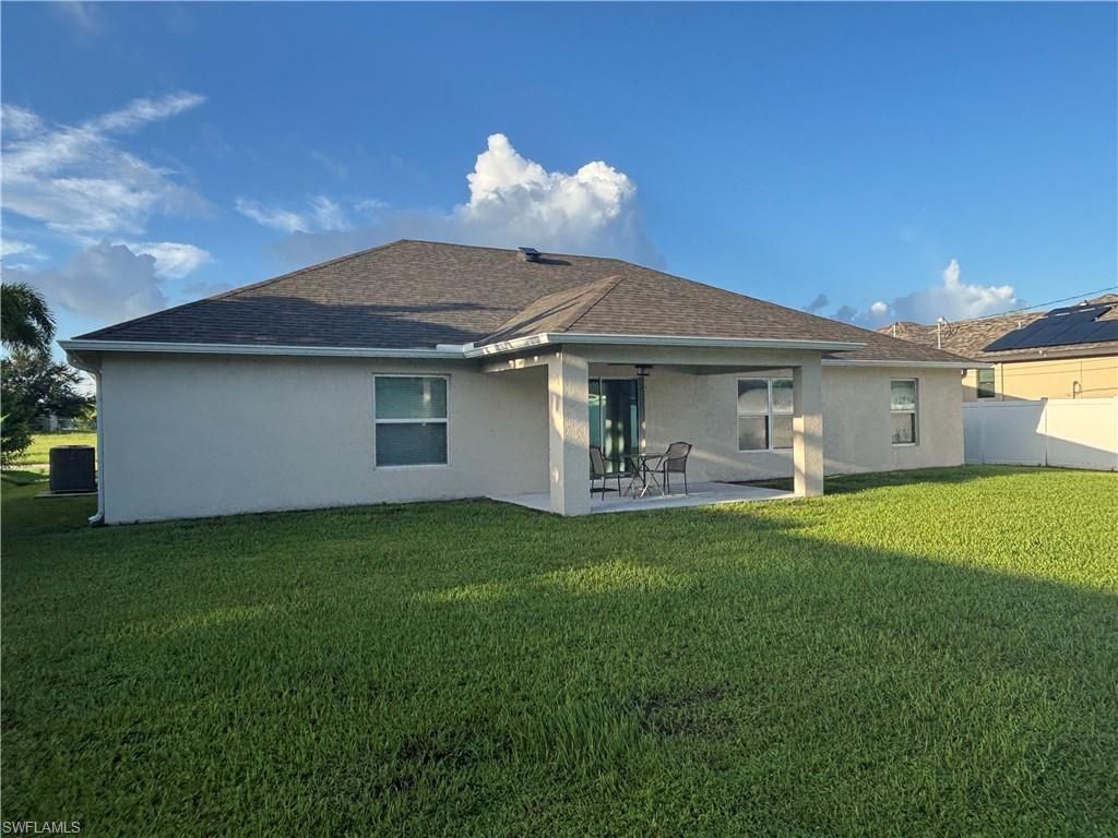 1005 SW 36th St, Cape Coral, FL 33914 Photo