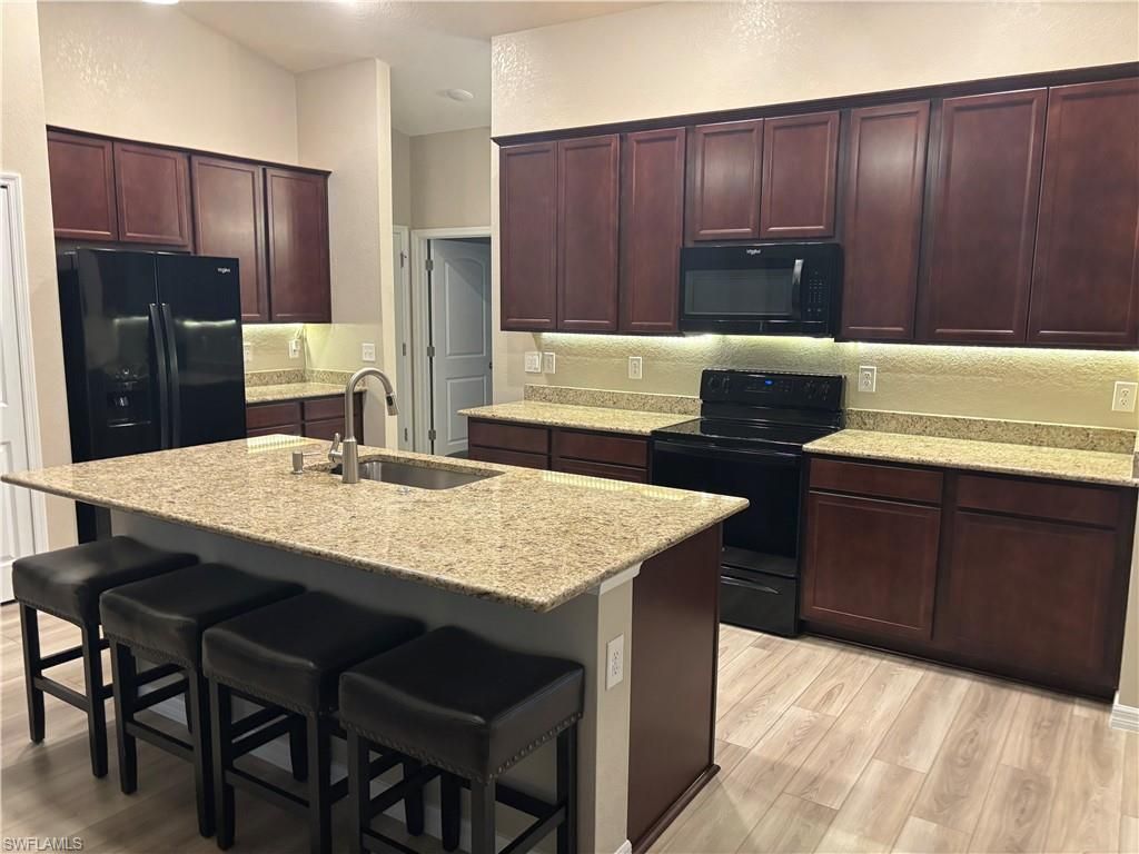 1005 SW 36th St, Cape Coral, FL 33914 Photo