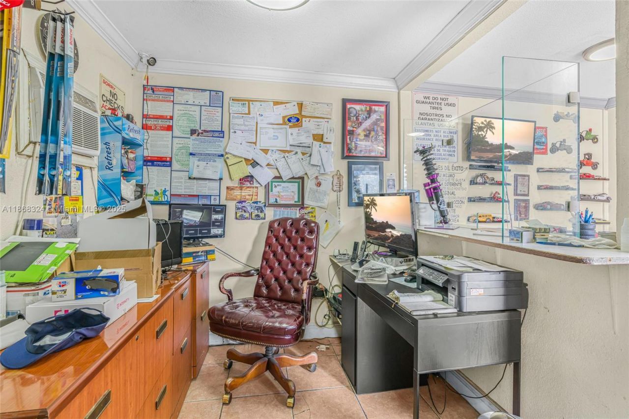 7790 SW 26th St, Miami, FL 33155 Photo