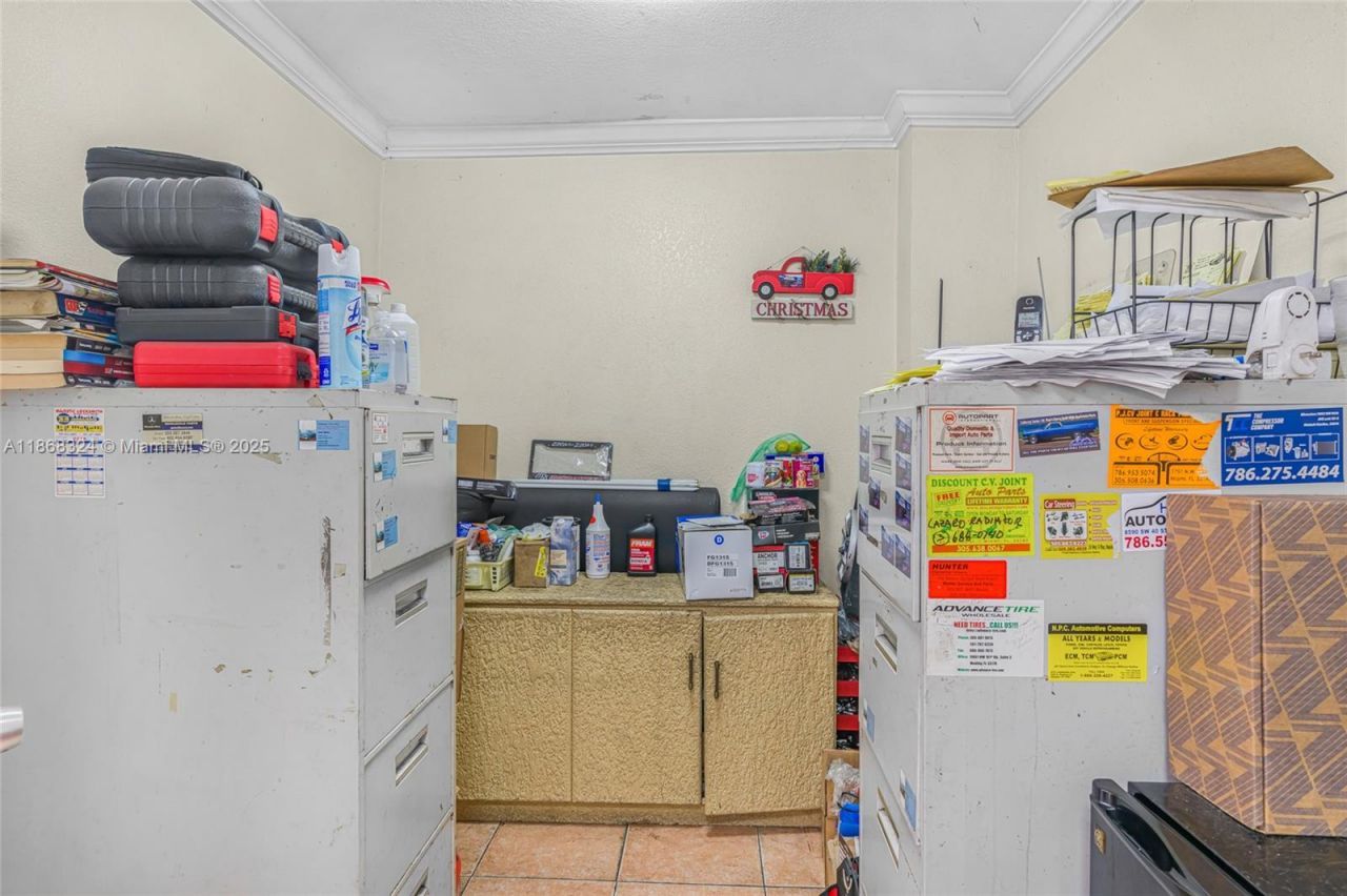 7790 SW 26th St, Miami, FL 33155 Photo