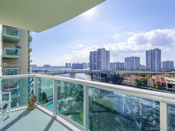 19390 Collins Ave, Unit 1121, Sunny Isles Beach, FL 33160