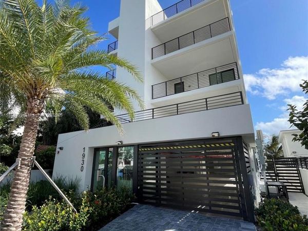 1930 Bay Rd Third Level Un, Unit 2, Miami Beach, FL 33141