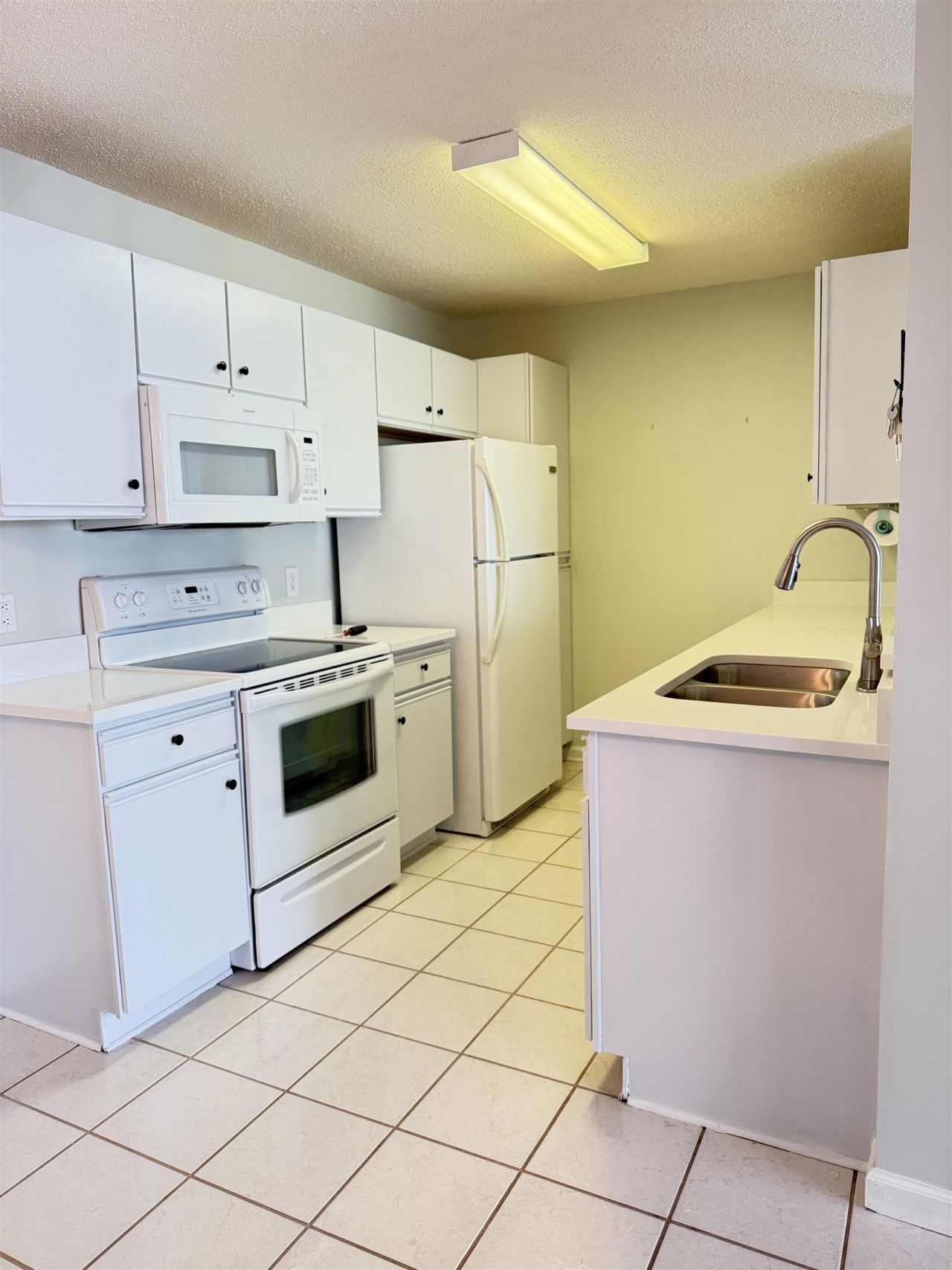 2268 Essex Dr. Photo 11