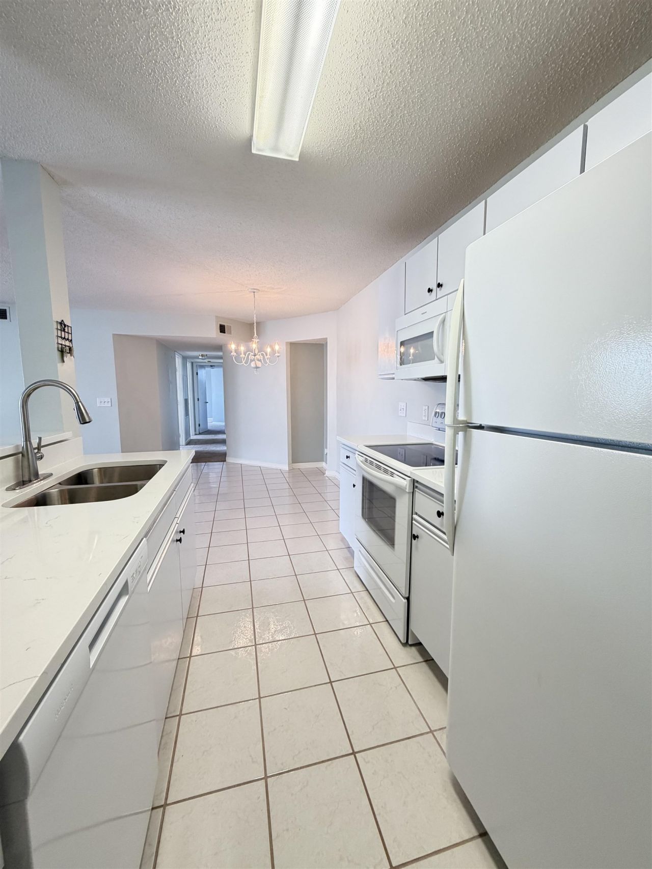 2268 Essex Dr. Photo 13