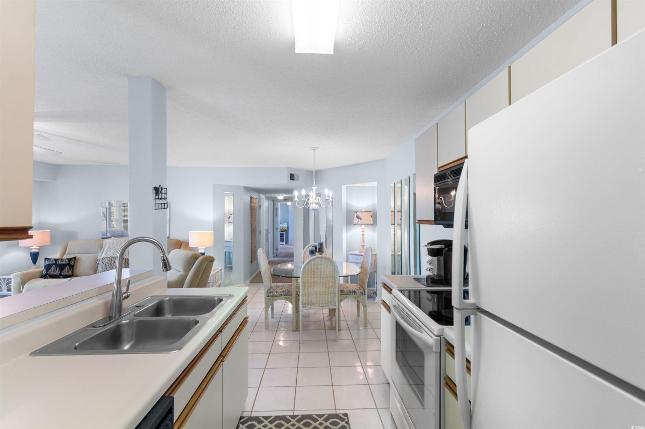 2268 Essex Dr. Photo 14