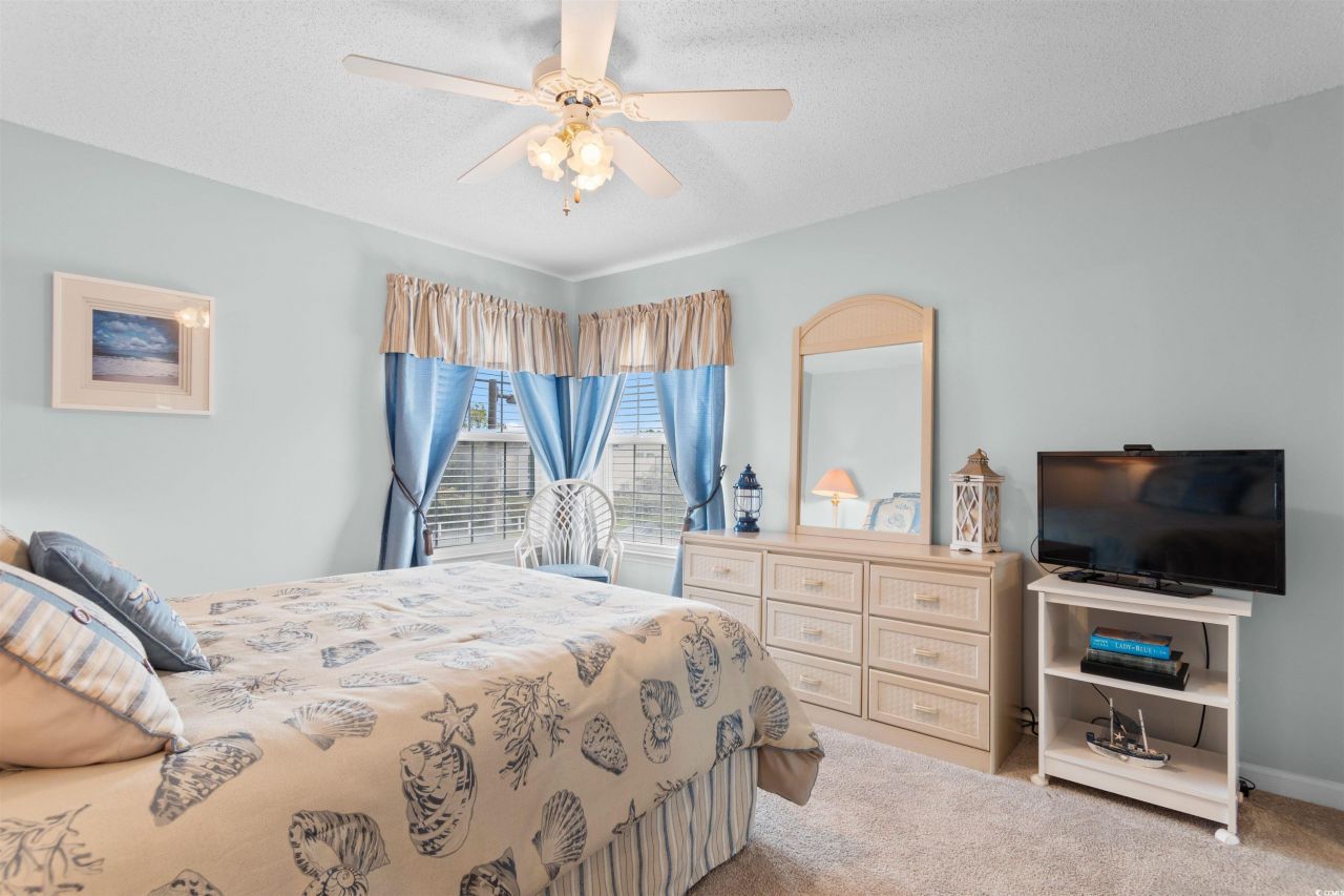 2268 Essex Dr. Photo 16