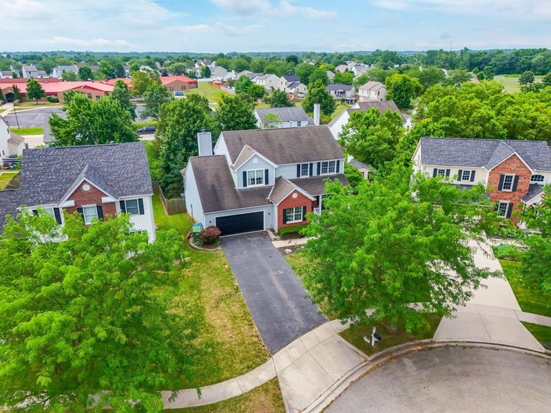 811 Lone Rise Drive W, Marysville, OH 43040 Photo 4