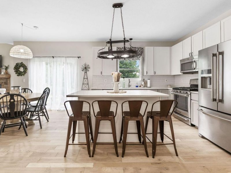 811 Lone Rise Drive W, Marysville, OH 43040 Photo 7