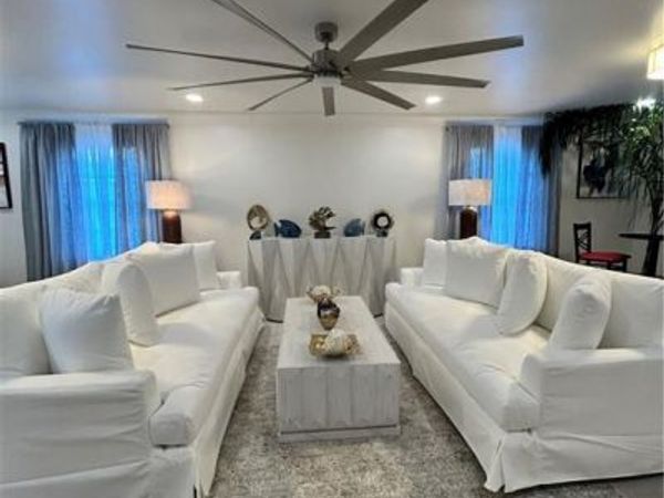 194 LIVE OAK Street, Mandeville, LA 70448