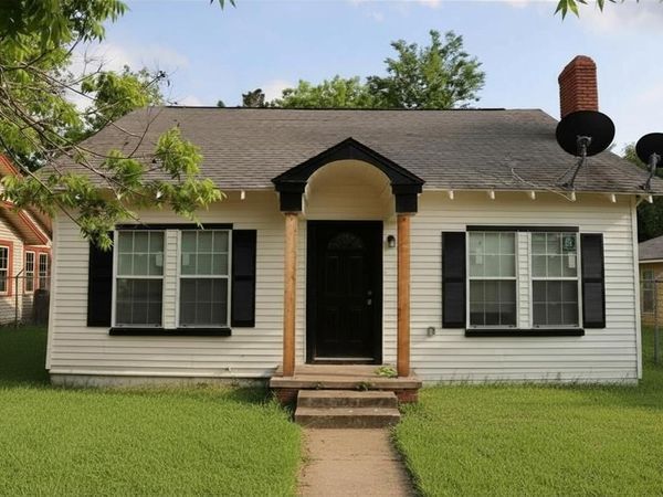 818 E Palestine Street, Mexia, TX 76667
