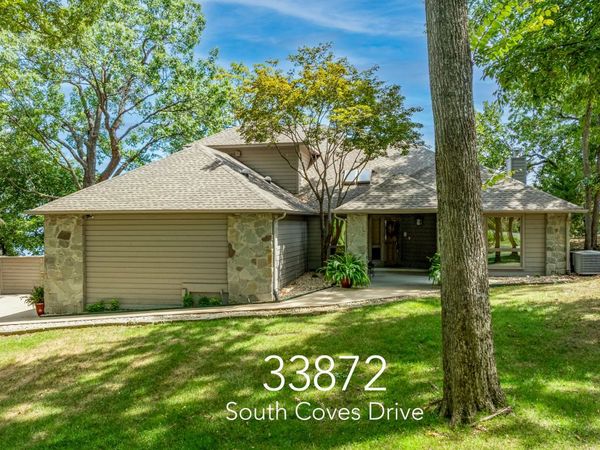 33872 S Coves Drive, Afton, OK 74331