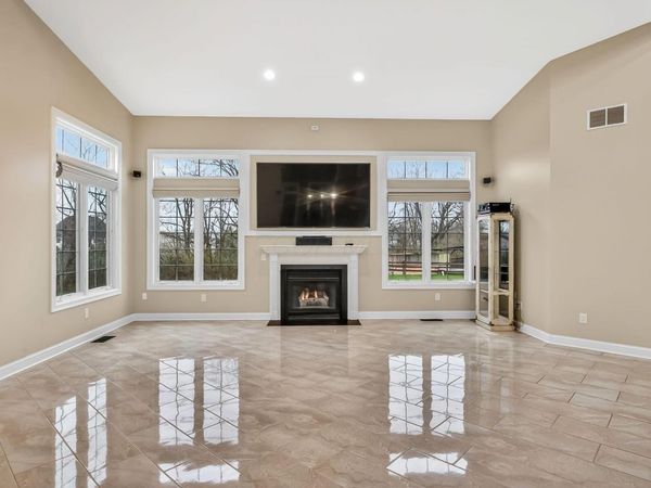 3583 Darby Knolls Boulevard, Hilliard, OH 43026