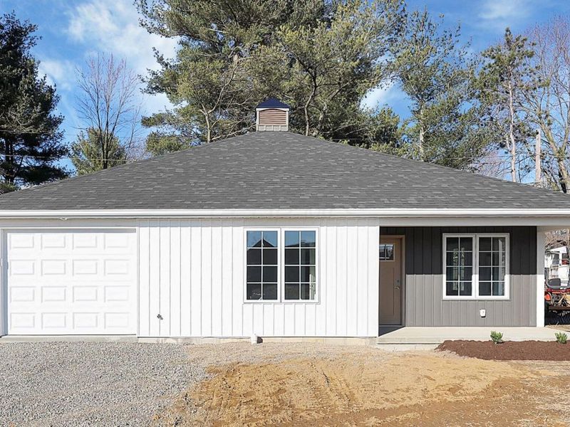 184 Meadow Drive, Newark, OH 43055 Photo 1