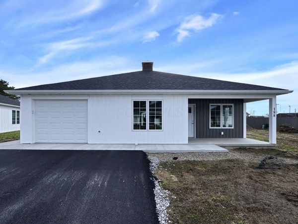 188 Meadow Drive, Newark, OH 43055