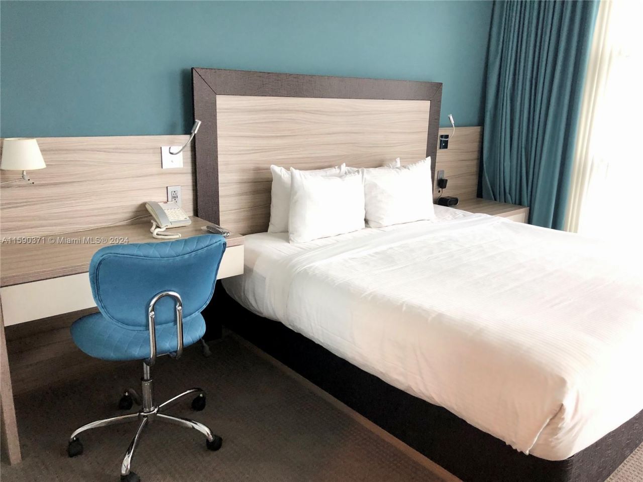 18683 Collins Ave, Unit 1907, Sunny Isles Beach, FL 33160 Photo