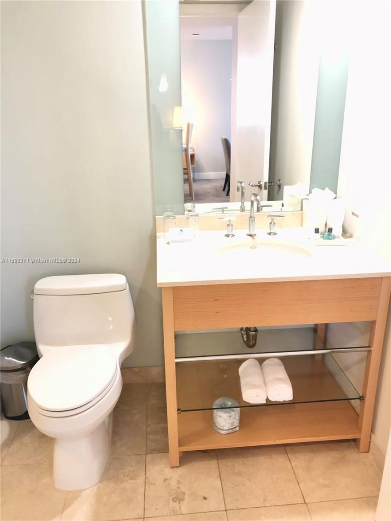 18683 Collins Ave, Unit 1907, Sunny Isles Beach, FL 33160 Photo